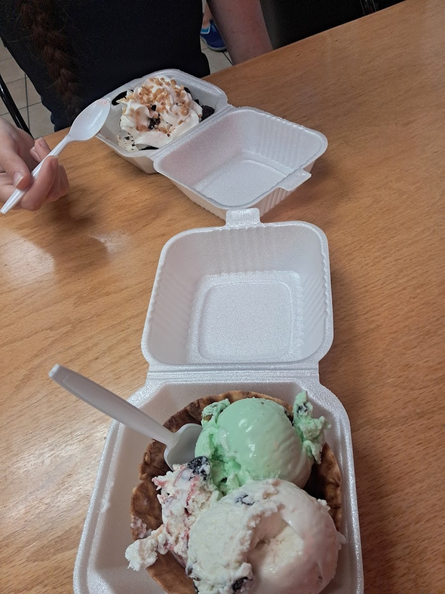 The Ice Cream Shop Photos 2